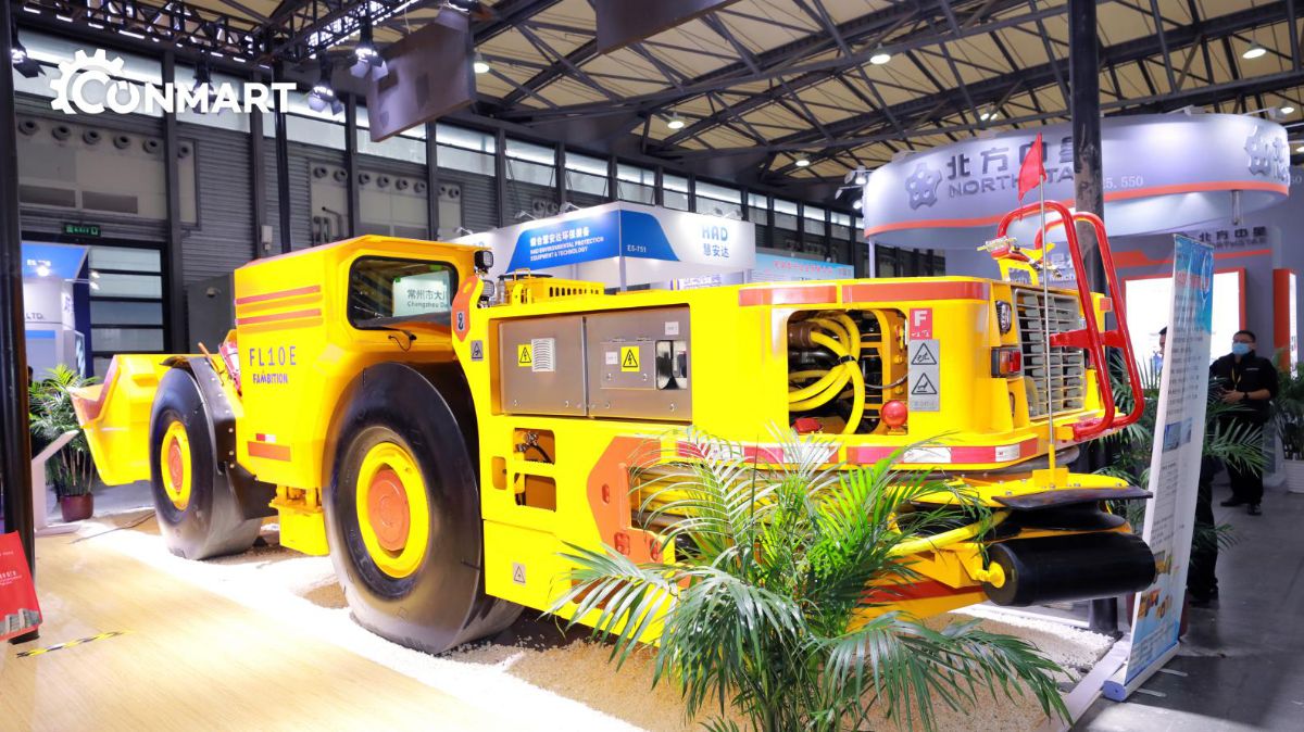 FAMBITION Brought All-Electric LHD Loader to bauma CHINA 2020